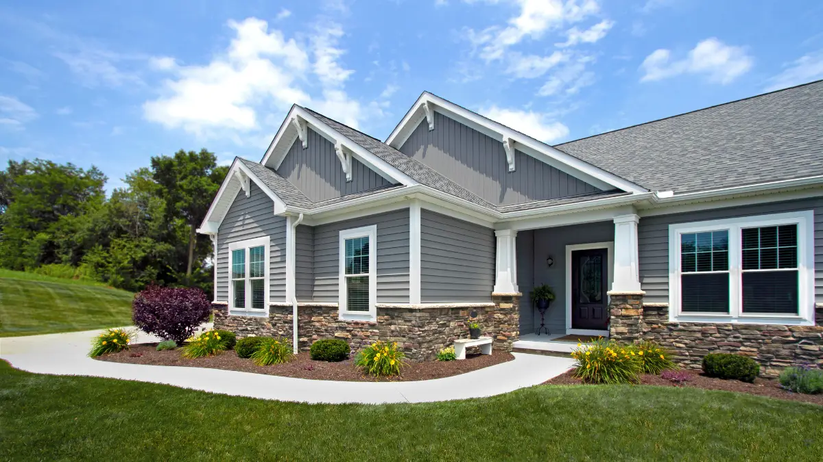 JDH Remodeling completed roofing, siding, and window project on a Stafford County Virginia home