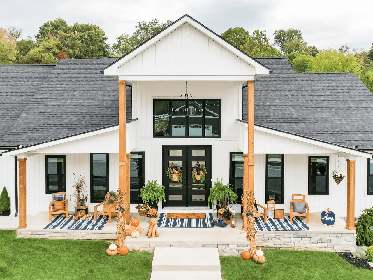 Modern Maryland farmhouse with completed full siding replacement by JDH